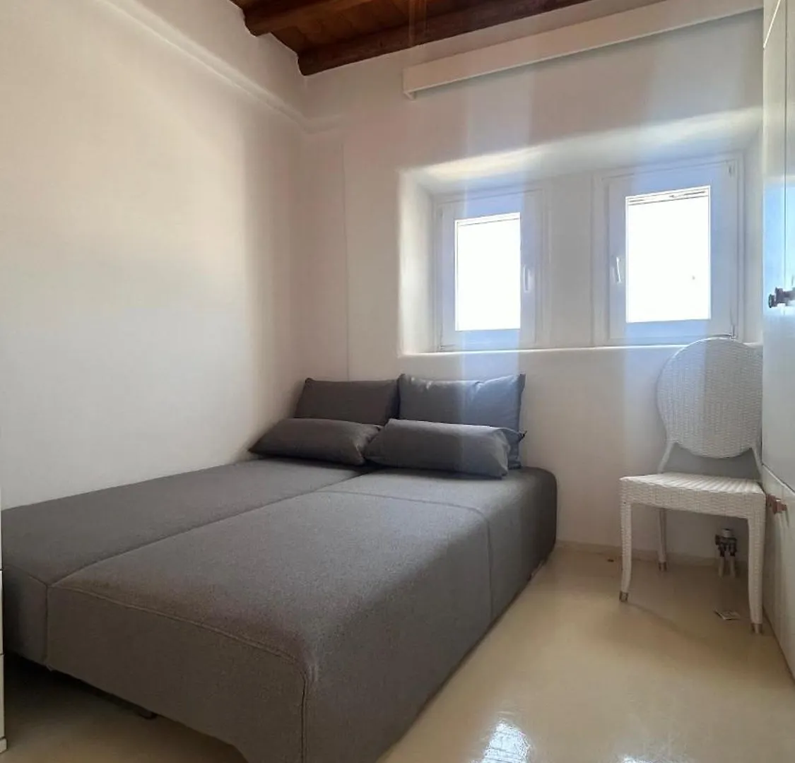 Myconian Unique Villa In Marathi , 130 - 4People ,Shisha Place ,Secured Free Parking, Party Place - Terrace For Dinner & Sunset - Elenas Hospitality -